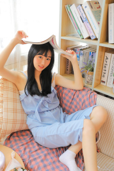 迈开腿吃草莓方法